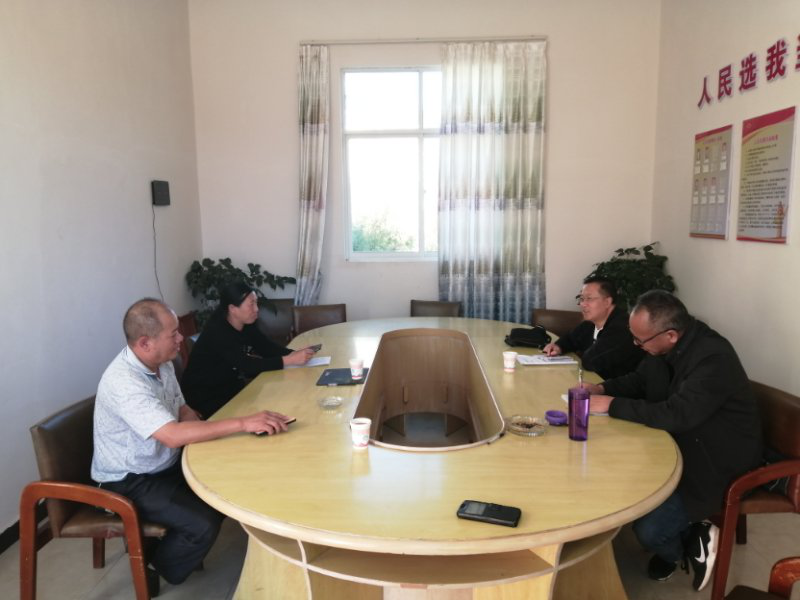 黨組成員、副檢察長楊建明和姚榮輝到聯系點開展黨支部工作調研